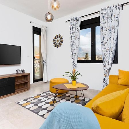 Ell Star Apartment Тиват Екстер'єр фото