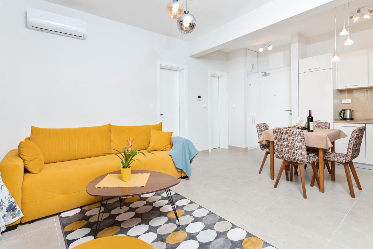 Ell Star Apartment Тиват Екстер'єр фото