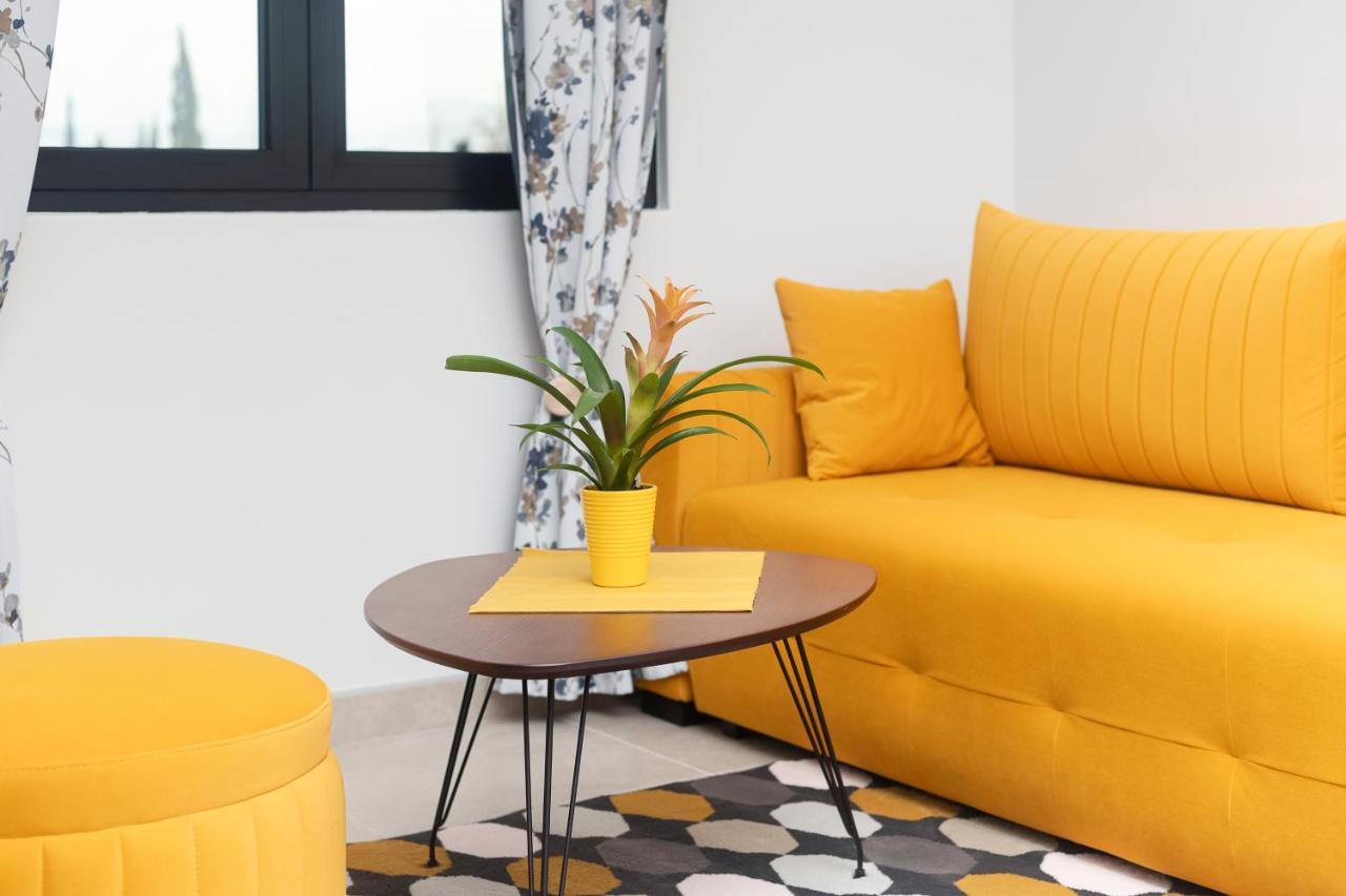 Ell Star Apartment Тиват Екстер'єр фото